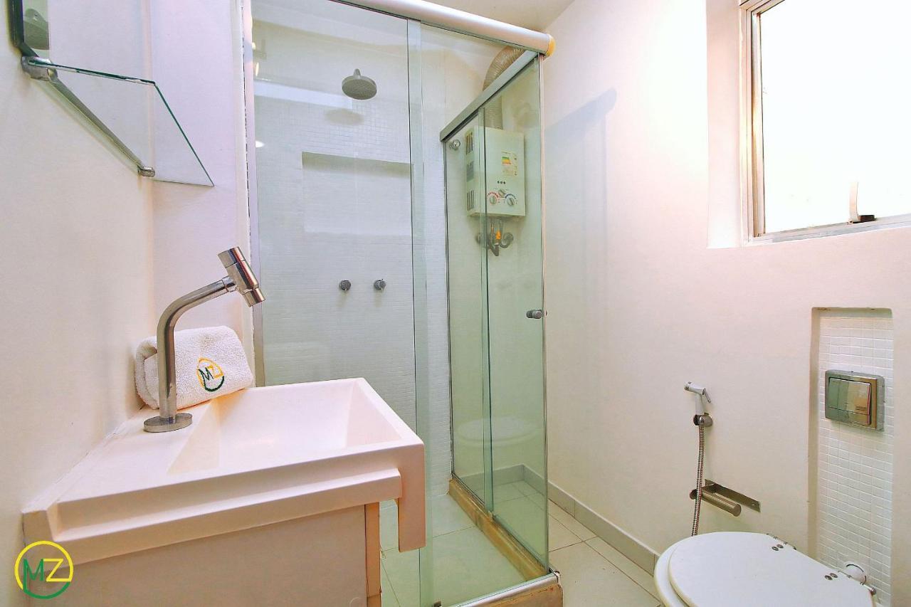Muito Pequeno E Barato Em Copacabana Apartment